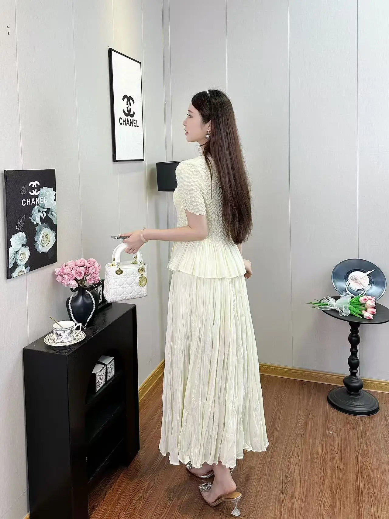 Miyakaya スタイルのハイエンドデザインプリーツ Tシャツ女性のビッグ裾スカート 2 点セット緩い新しい大きいサイズの女性のスカートスーツ