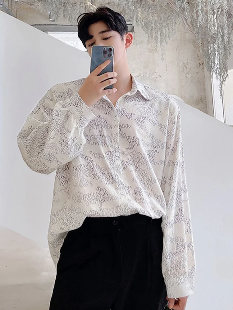 

New 2022Spring Personalized Cloud Embroidery Bright Silk Design Loose Chic Shirt Korean Style Men's Light Luxury Casual Top