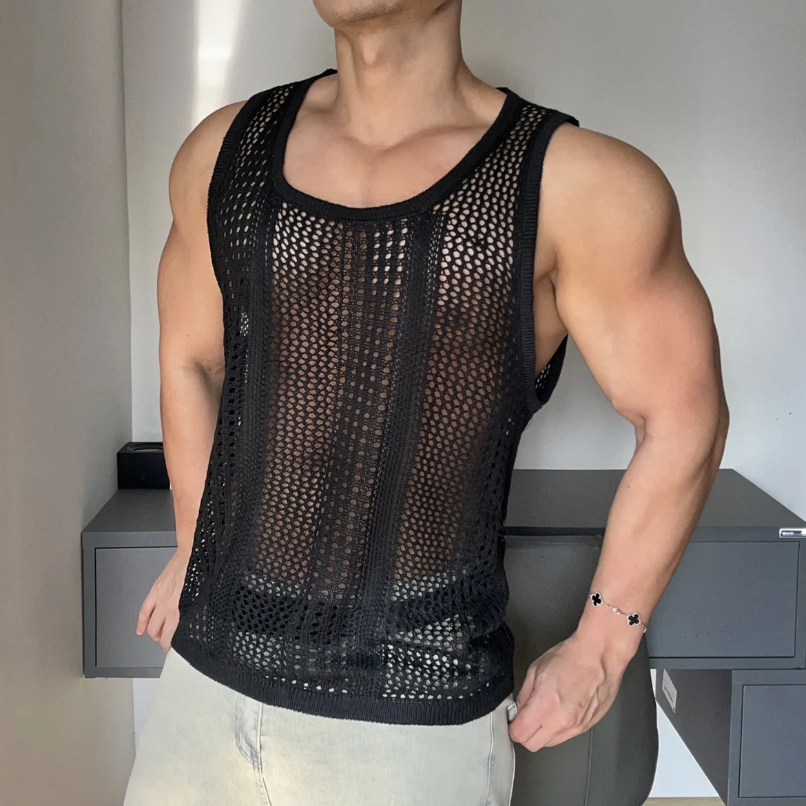 New Solid Color Sexy Hollow Sports Tank Top for Muscle Training Sleeveless Fitness Clothes Men's Large Mesh Elastic Shoulder