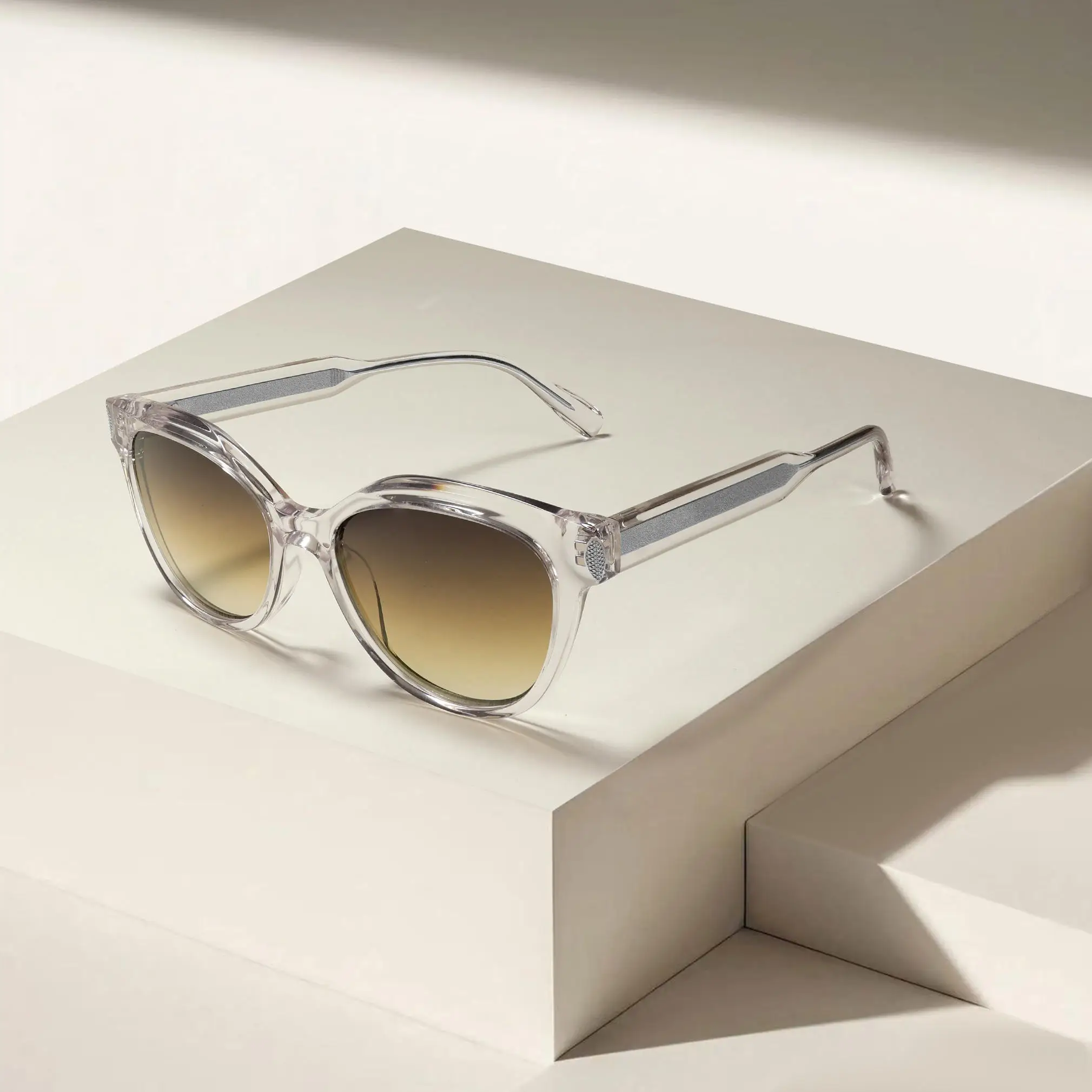 

VZONE Retro Vintage Sunglasses Transparent Acetate Frame Gradient UV400 Non Polarized Unisex Fashion Sun Glasses