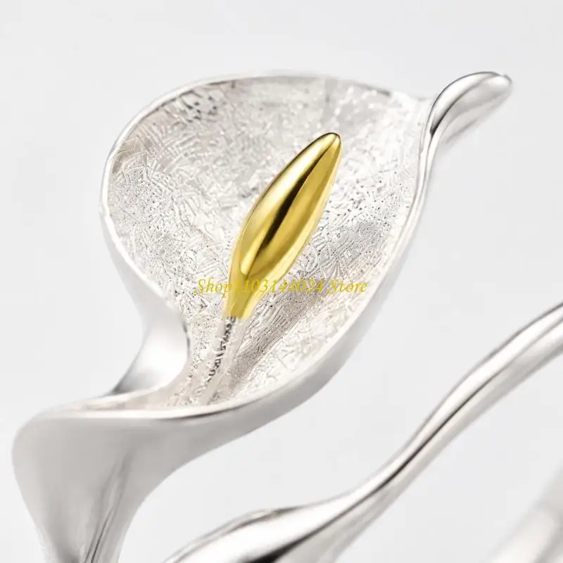 N5KE Three-Dimensional Flower Ring with a Silver-Tone Calla Form and Contrasting Gold-Tone Center, Polished Alloy Jewelry for