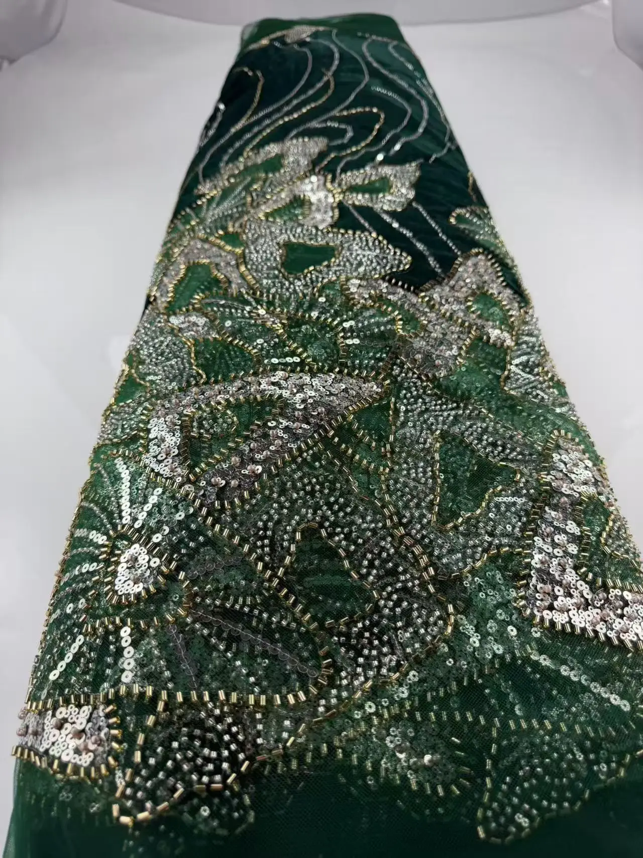 Latest Green Velvet Handmade Beads Sequins African Lace Fabric 2026 Beaded Nigerian Lace Fabric For Women Party Dress KHD26181