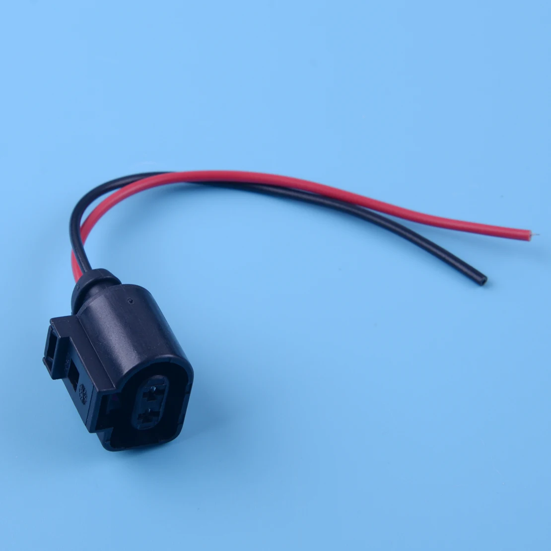 2 Pin Fog Light Lamp Wiring Plug Pigtail Connector 1J0973722 for Audi A6 Allroad Quattro VW Jetta Golf GTI MK4 Passat