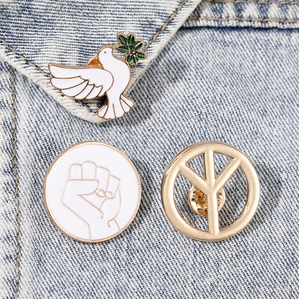 New World Peace Theme Enamel Brooches Dove Olive Branch Symbol of Peace Design Pins Bulk