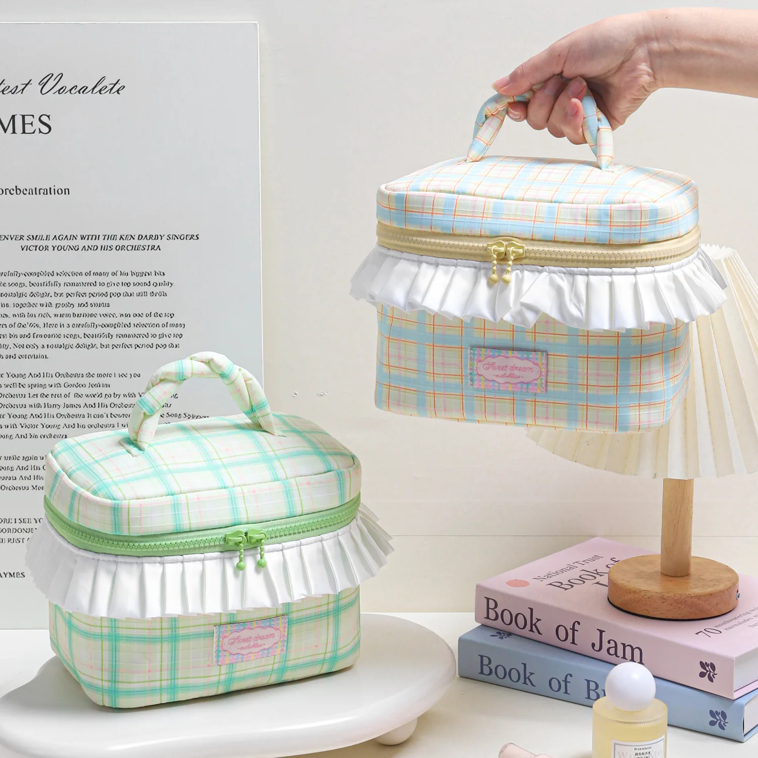 Korean-style Checkered Pleated Makeup Bag Women's Large-capacity Storage Bag High Appearance Level Cute Handbag New Makeup Bag