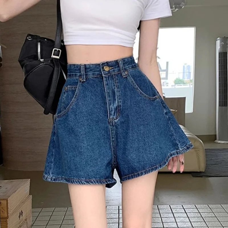 レディース ハイウエスト ワイドレッグ デニムショートパンツ 2025 夏 カジュアル ボタン ショートパンツ ヴィンテージ ストリートウェア 女性用 ルーズ ブルー ジーンズ
