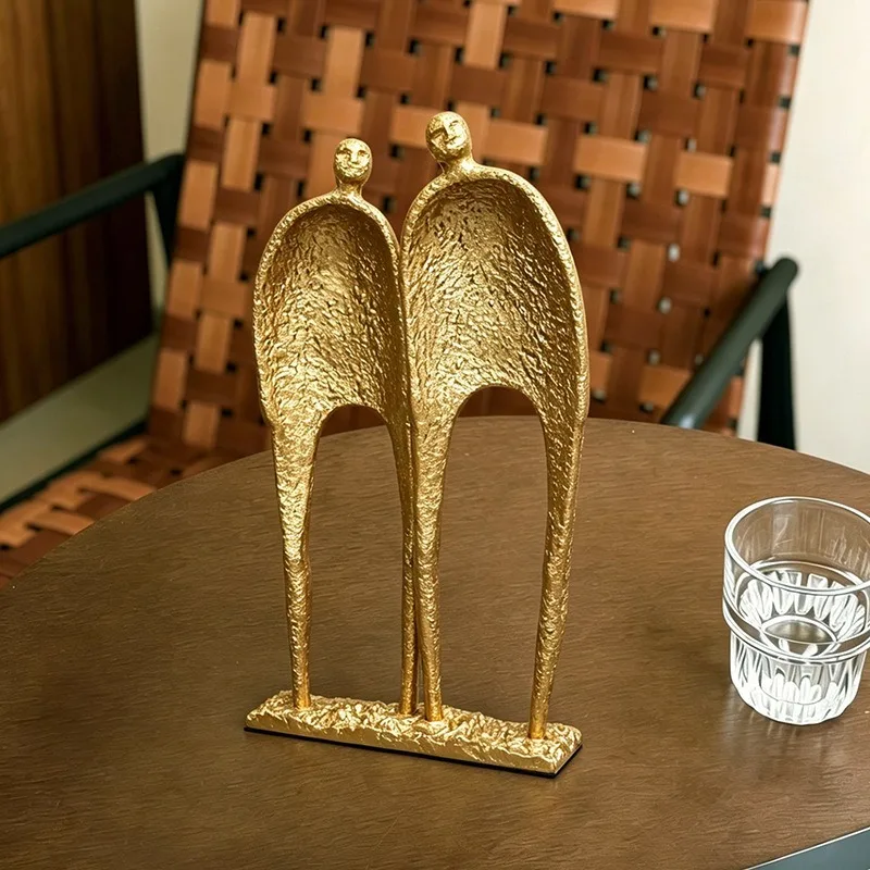 Creative Character Sculptures Modern Luxury Desktop Decor Figurines Home Entrance Aesthetic Art Ornaments Interior Decoration