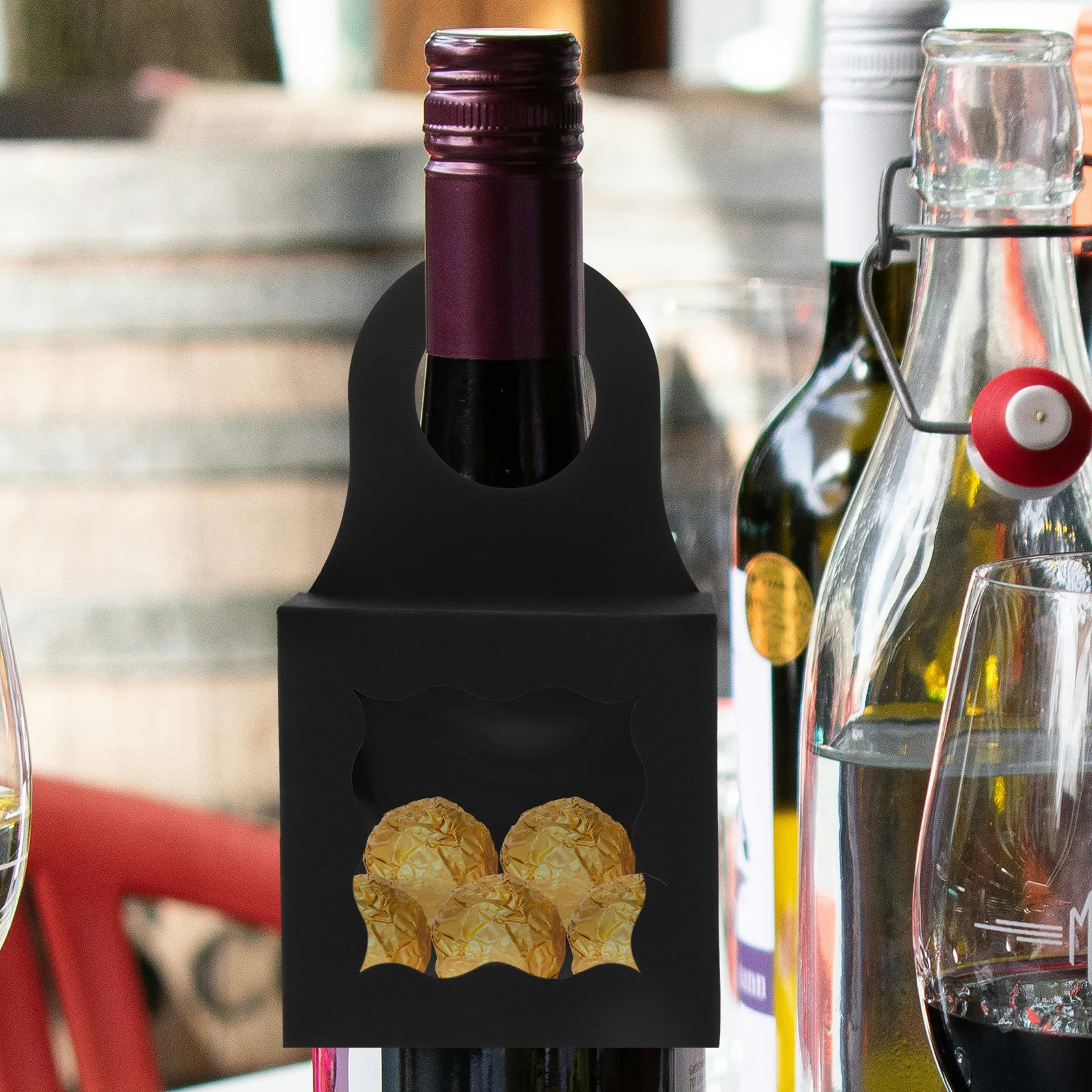 

25 Pcs Wine Bottle Gift Box Hanger Favor Boxes Foldable White Card Hanging Paper Treat