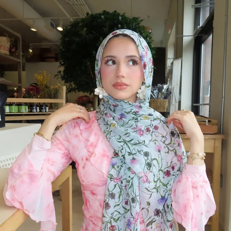 Fresh Muslim Hijab Watercolor Floral Scarf Lightweight Breathable Bandana Stylish Head Cover for Brunch Weekend Gathering view 3