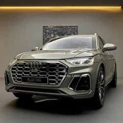 Modelo de coche SUV Q5 1:24, vehículo de aleación fundido a presión, modelo de Metal, coche de luz de sonido de alta simulación, colección de regalos para niños