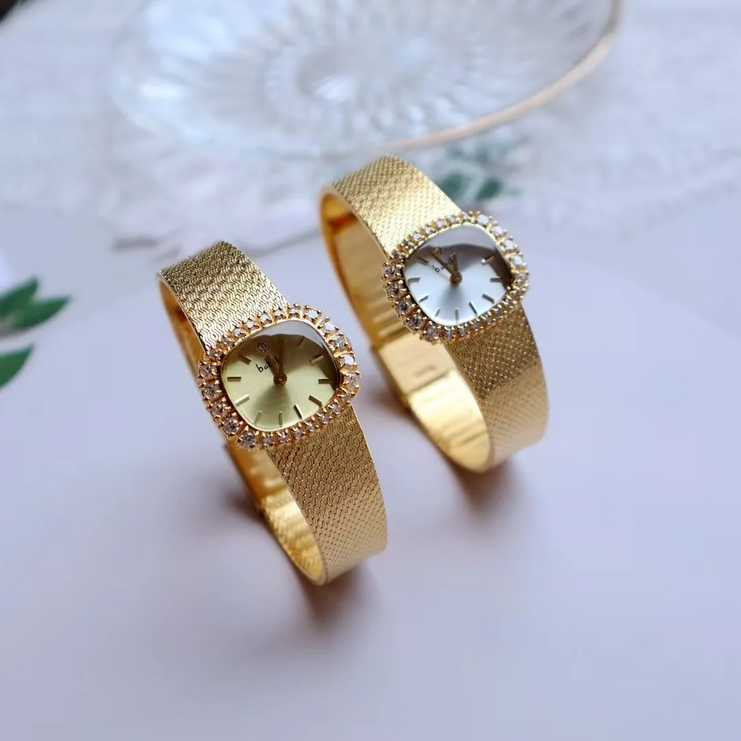 2025 nuevo reloj de mujer Medieval diamante Vintage Retro lujo elegancia alto cuarzo Retro reloj de oro
