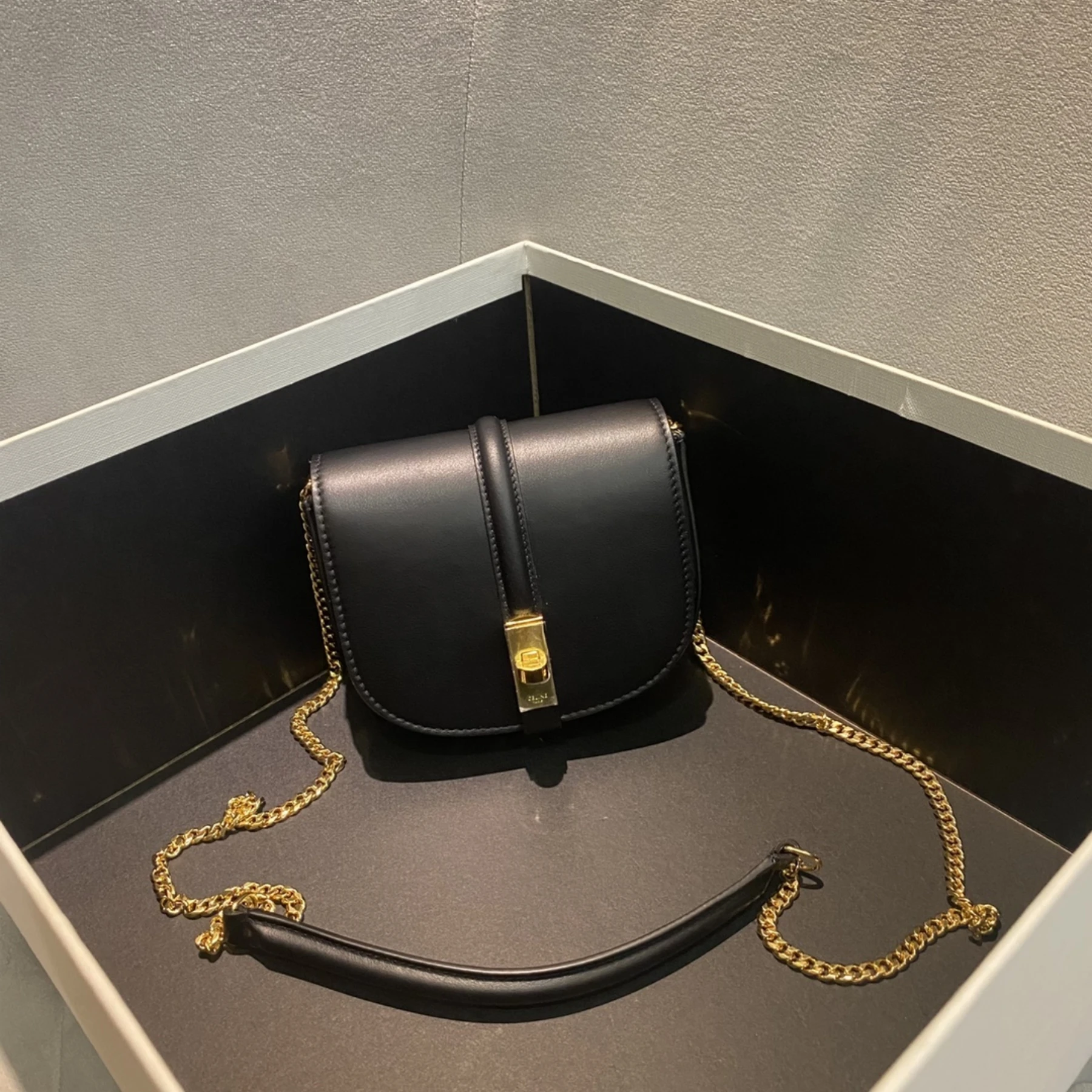 

Ladies bag fashion shoulder bag new crossbody bag trend classic handbag