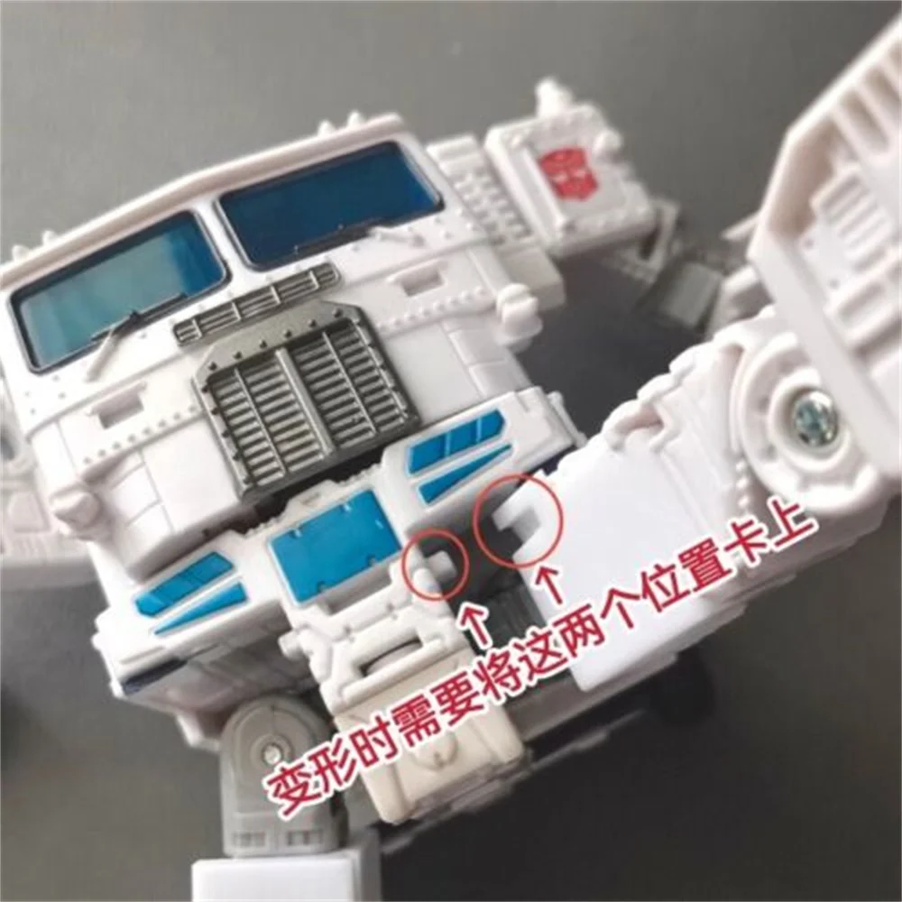 

Аксессуары для экшн-фигурок до бедра