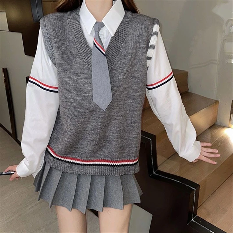 Japanische koreanische lose lässige jk Uniform Set für Frauen 4-teilige graue Strickweste Krawatten hemd hohe Taille Falten rock Frühling Herbst