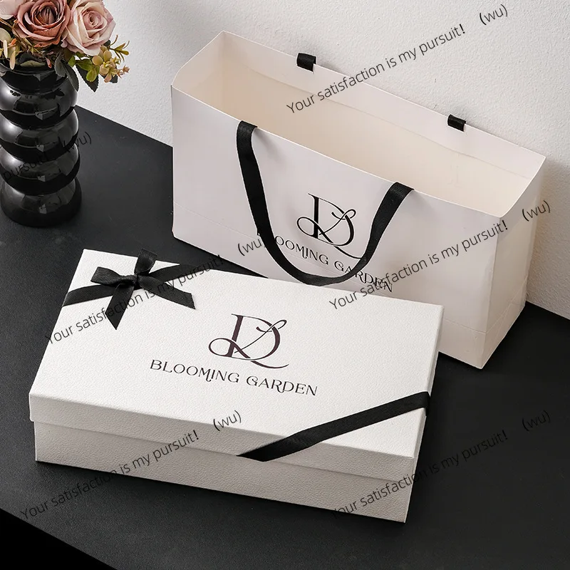 Coffee cup and saucer set, exquisite mug souvenir, high-end gift box, housewarming birthday wedding gift, ceramic cup.