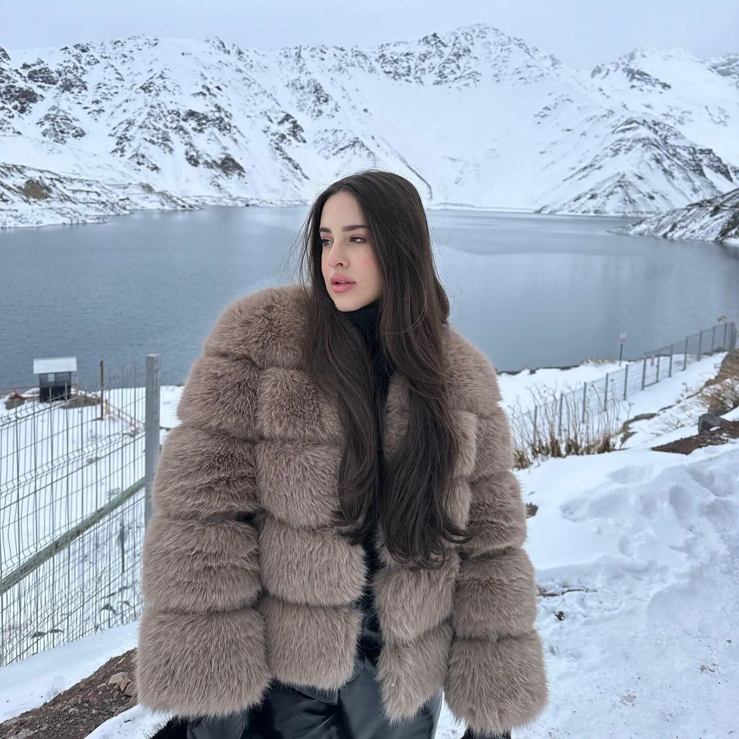 

Coffee Fox Fur Jacket Women Winter Thicken Fashion Outertwear Natural Segmental Fox Fur Jacket Lady 2023 New Jacket