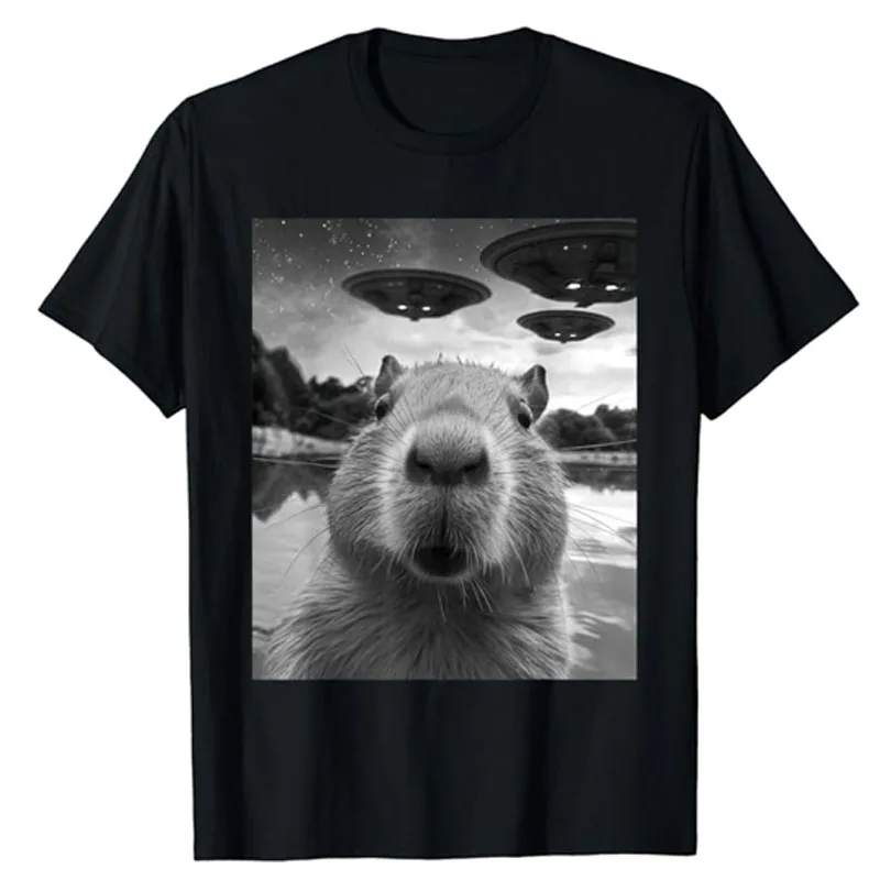 

Capybara Selfie with UFOs Weird T-Shirt Humor Funny Saying Tee Graphic Outfits Ufo Alien Lover Lovely Short Sleeve Blouses Gifts