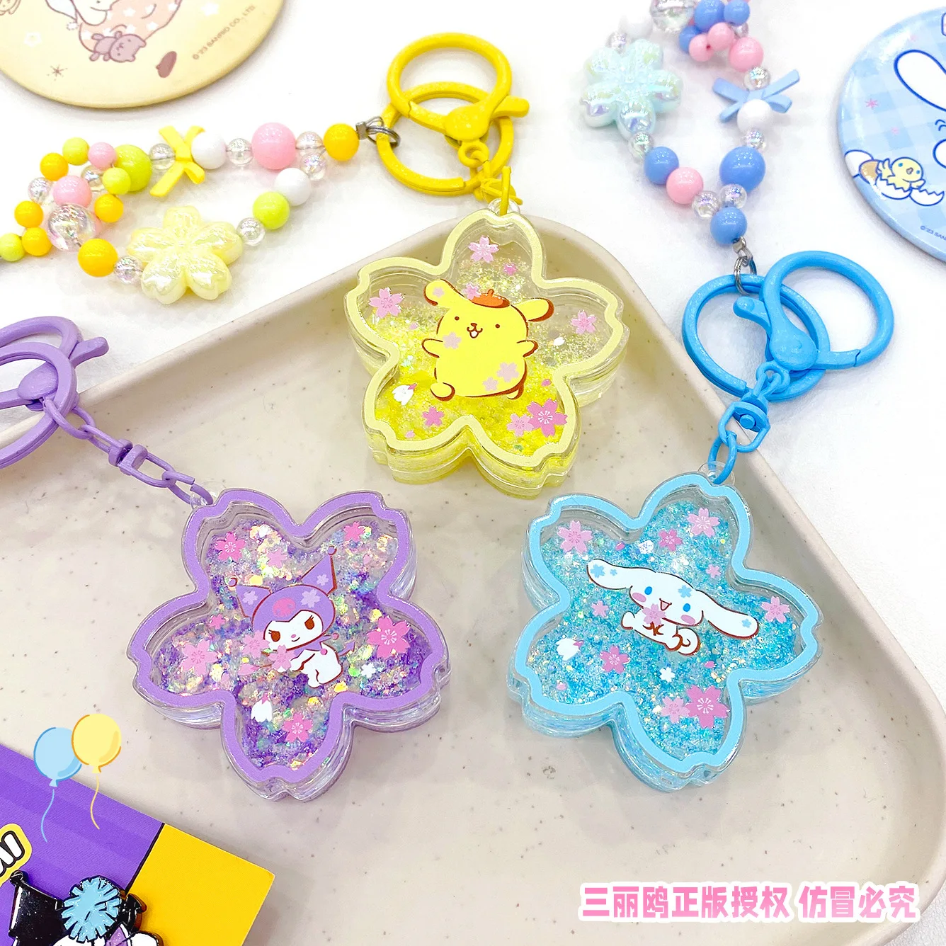 

New Sanrio Anime My Melody Keychain kawaii Cartoon Cinnamoroll Kuromi Sequin Quicksand Luminous Key Bag Pendant Accessories Gift