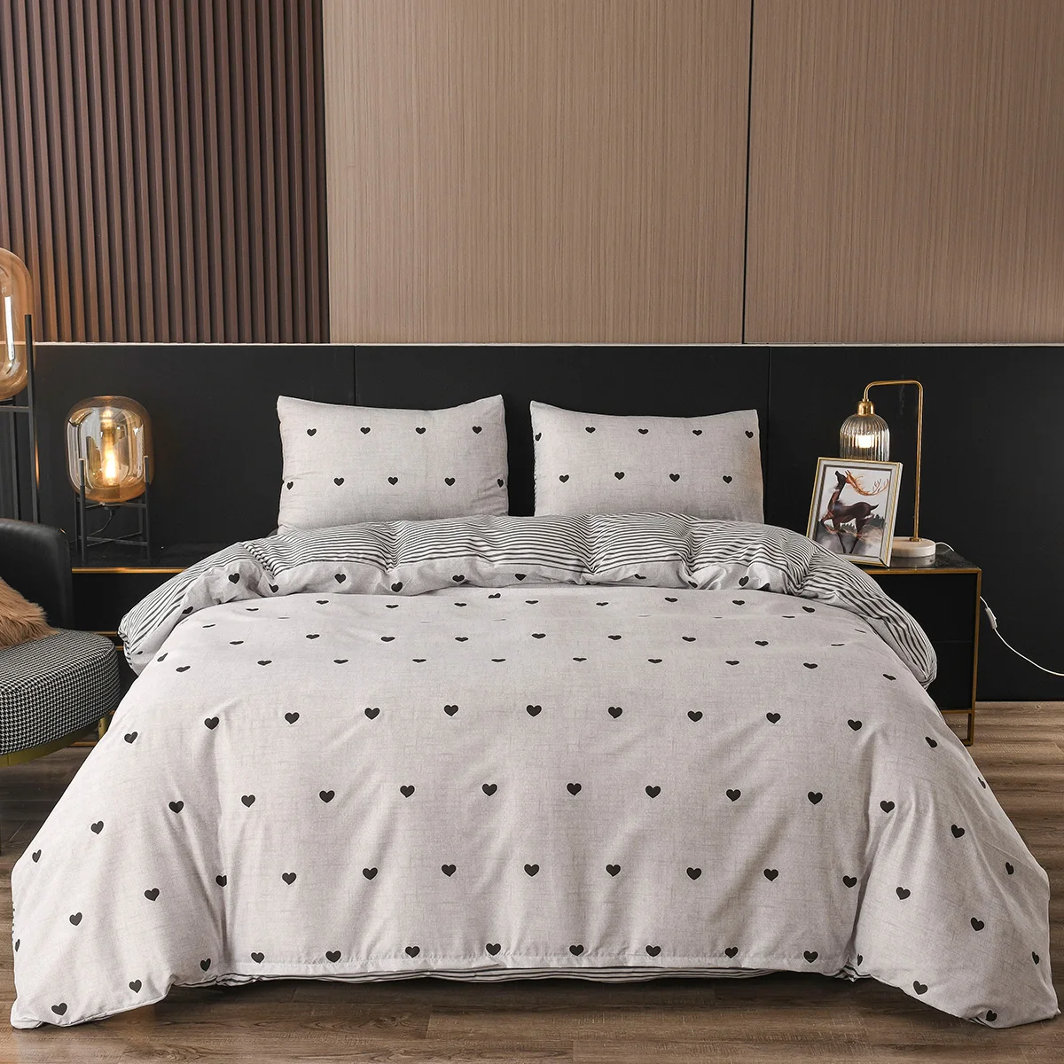 

Black Geometric Heart Duvet Cover Set King Size Black and White Striped Bedding Set Modern Luxury Reversible Printed Quilt Cover