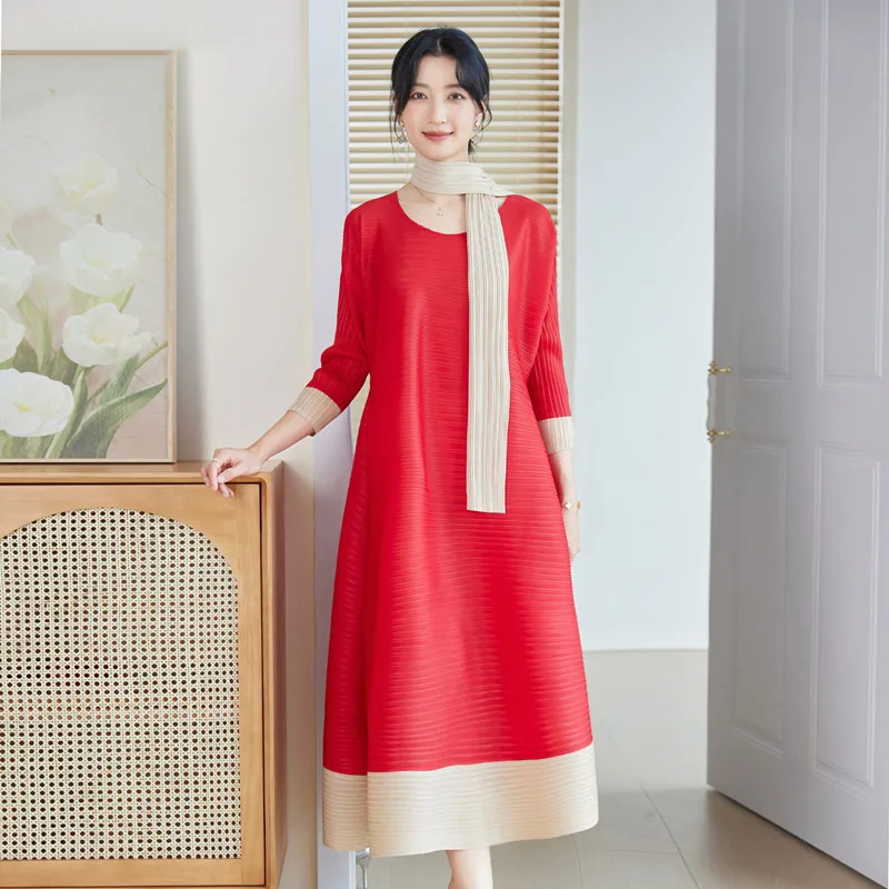 

Dresses Women Autumn Elastic Loose Miyake Pleated Round Neck Fashion Patchwork Red Dress For Female 45-75kg Mid-Calf Length