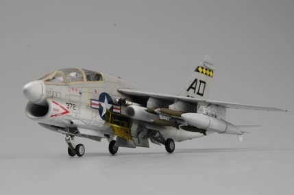 Hobbyboss-corsair iiプラスチック製アセンブリモデルおもちゃ、航空機戦闘機、ミリタリーギフト、87209、1、72、TA-7C