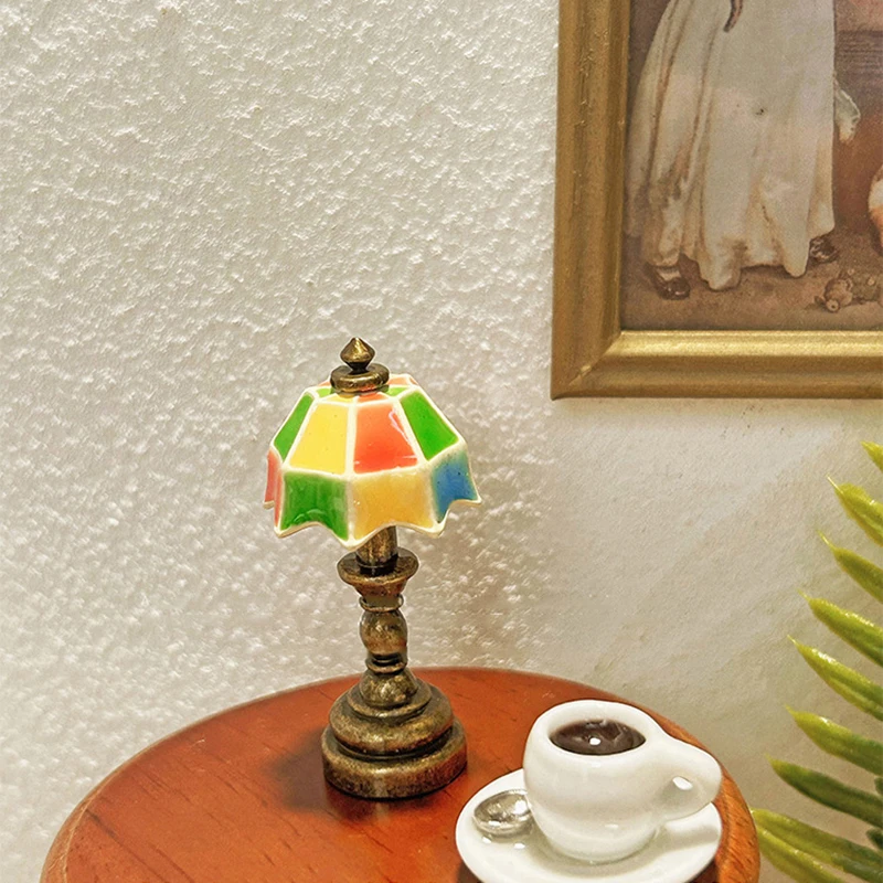 Mini Lámparas de Mesa en Miniatura 1/12, Lámparas Retro para Casa de Muñecas, Accesorios de Decoración, Muebles de Juguete para Casa de Muñecas
