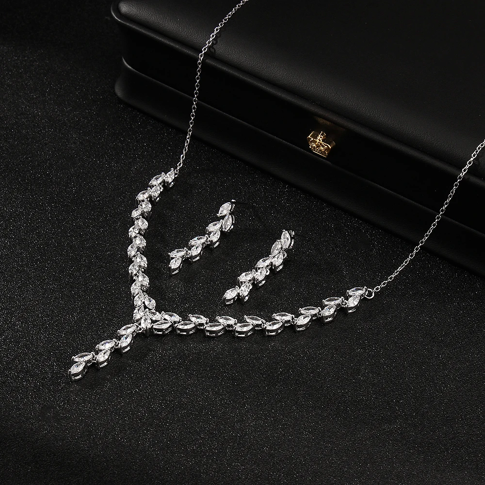 Emmaya New Arrival Fashion Statement Noble Zirconia Necklace And Earring Women&Girls Exquisite Jewelry Set Fancy Gift