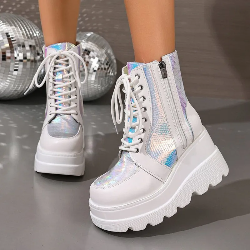 Brand Designer Short Boots 2026 New Autumn/Winter Leather Boots High Top Sponge Cake Single Shoes Slope Heel Large Women's Shoes