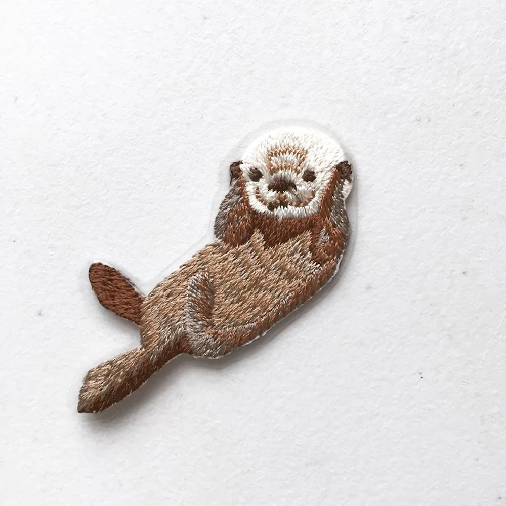 

1Pcs Otter Stick-On Patch, Kawaii Animal Badge, Perfect for Backpack Jacket Pants, Cartoon DIY Decorative Embroidered Applique