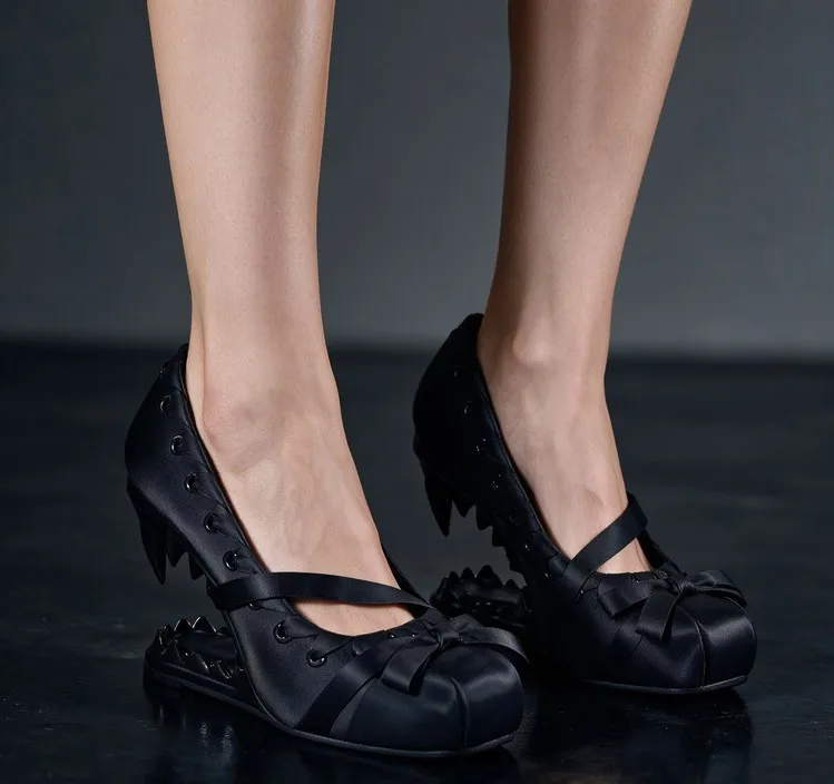2026 Summer New Satin Ballet Tiger Teeth High Heel Sandals Thick High Heel Party High Heel Women's Shoes