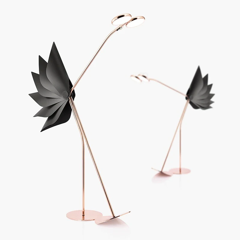 Simple and stylish rose gold metal led bracket light ostrich floor lamp living room office