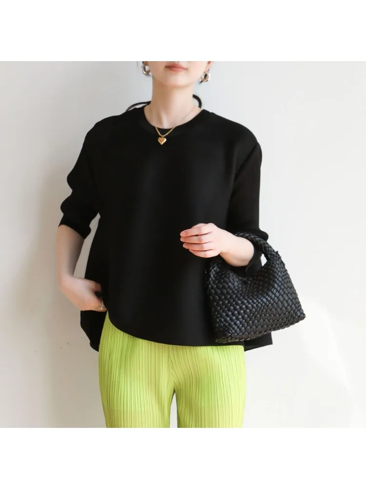 High Quality 2025 Summer Style New Miyake Pleated Loose and Comfortable Casual Versatile Top with Seven Quarter Sleeves T-shirt