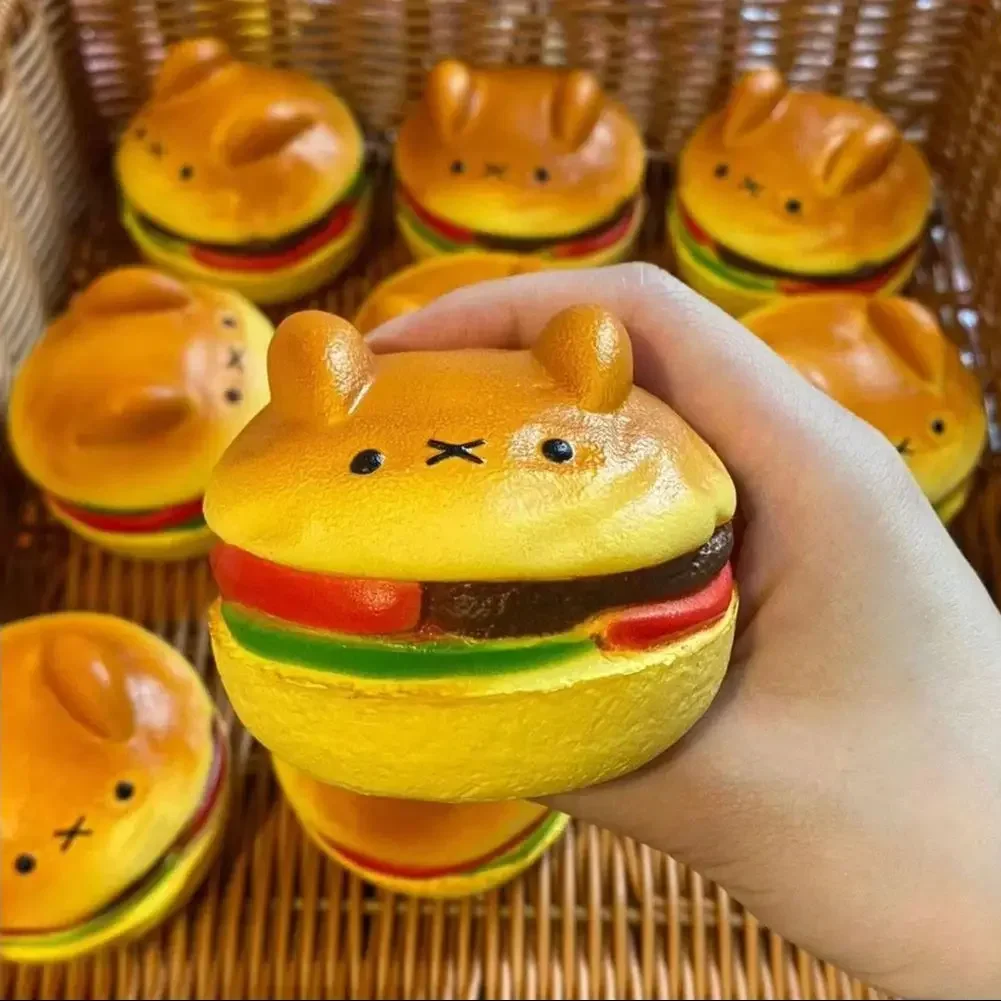 

1PCS Puppy Cat Bear Burger Squeeze Stress Relief s Soft PU Slow Rebound Simulation Bread Toast Decompression