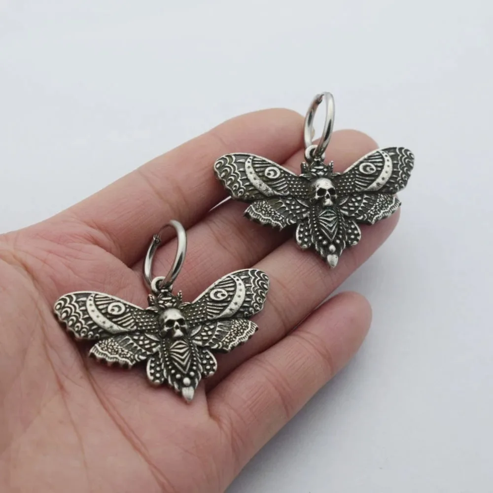 Personality Trendy Punk Ancient Death Moth Skull Dangle Earrings for Women Men Hallowmas Party Gothic Jewelry Accessories Gifts