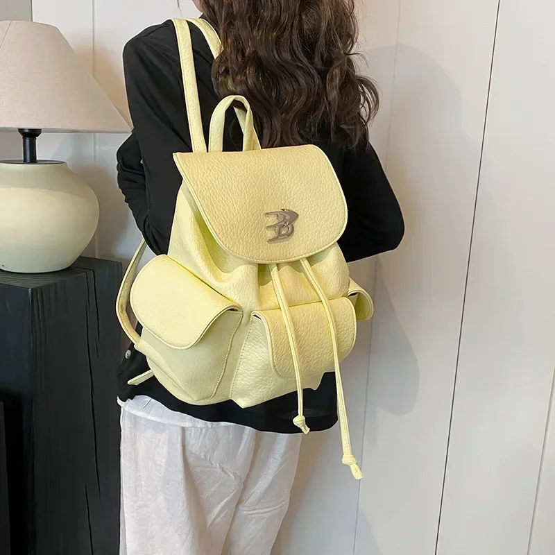 

2025 New! Stylish Simple Women's Small Backpack | Large Capacity Commuting Bag | Texture-Rich | Shoulder & Oblique Span
