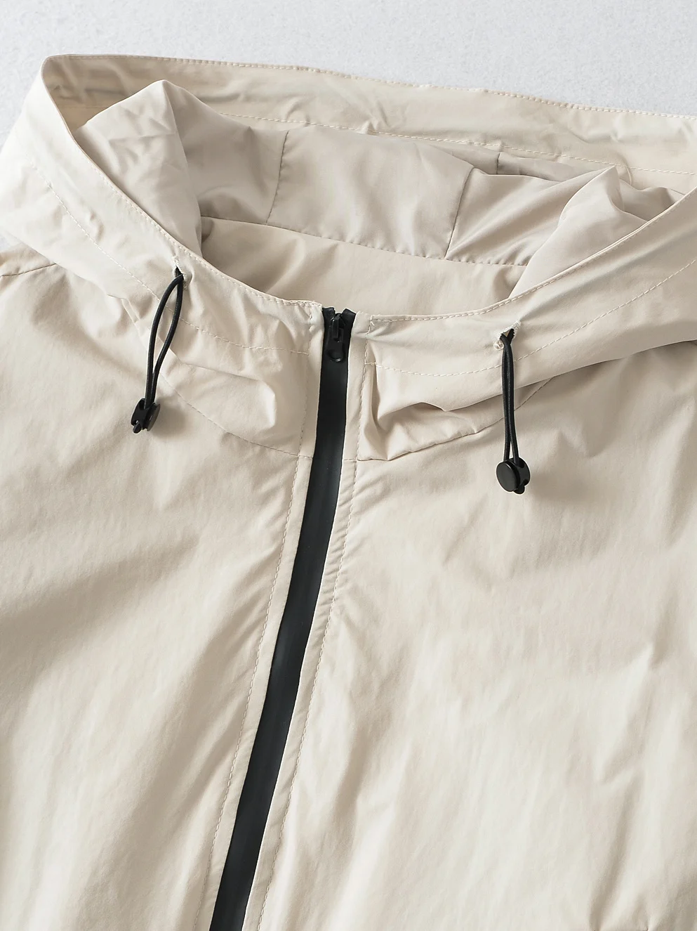 Korean Style Loose Fit Windproof Casual Hooded Bloomer Jacket Women's Short Coat Long Sleeve  Color Zipper Closure