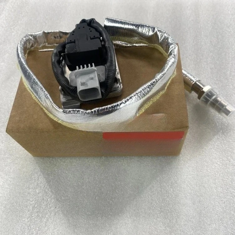 Applicable to ISBE6.7 engine parts nitrogen oxygen sensor 5295473