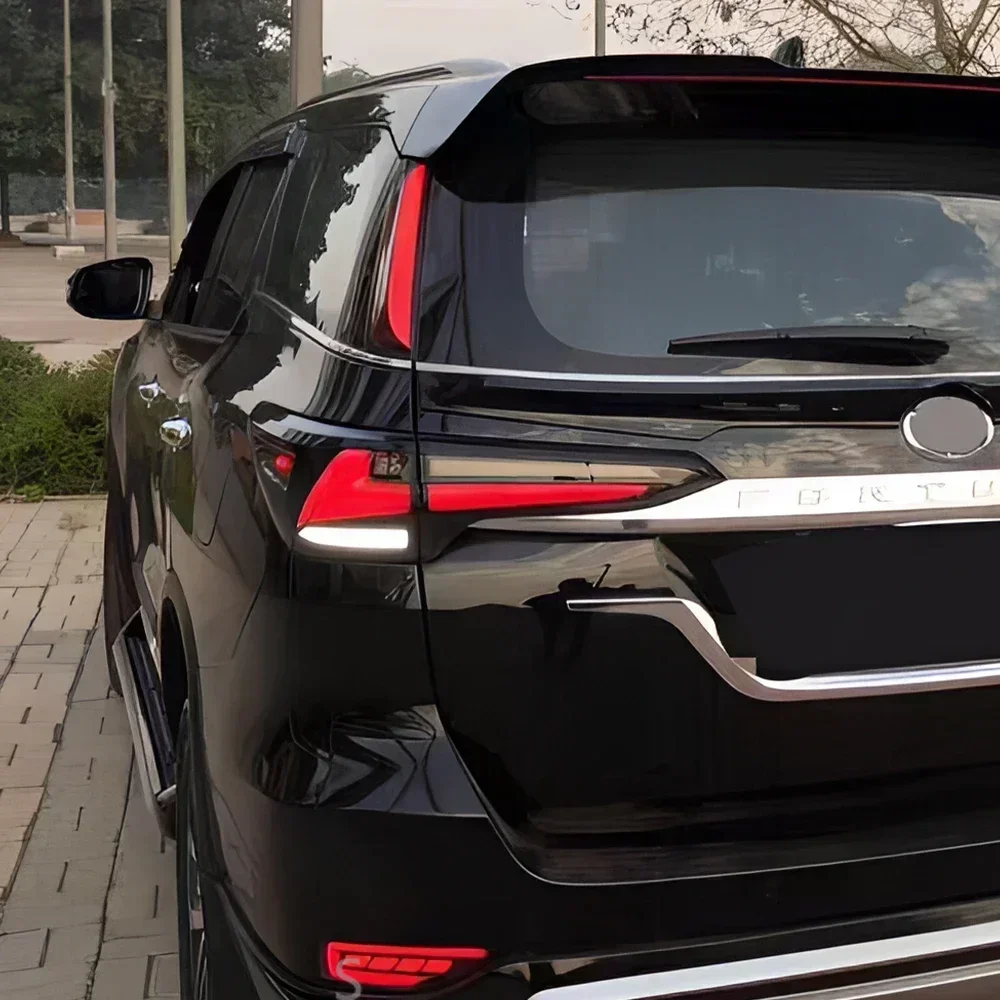 

Auto Rear Back Lamps Assembly For Toyota Fortuner 2016-2020 Upgrade Lexus Design LED Streamer Turn Car Tail Lights Accessories