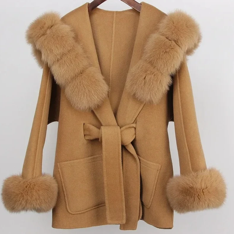 2025, neuer Damen-Wollmantel, koreanischer Stil, lockerer Trenchcoat mit Gürtel und Fuchspelzkragen, vielseitige Herbst-Winterjacke mit Kapuze