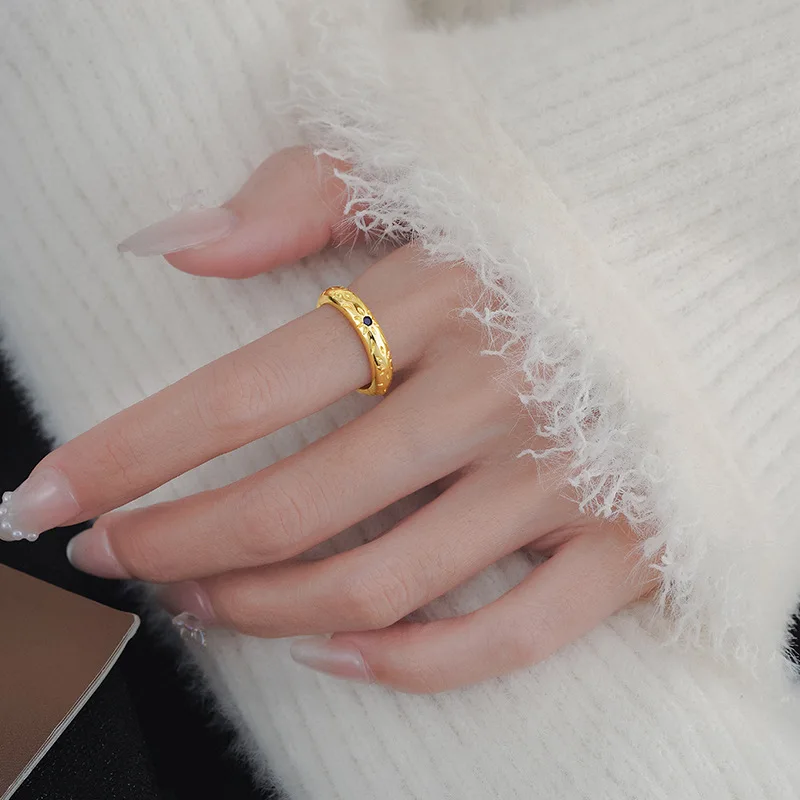 Elegant Floral Openwork Ring for Women – Delicate Spring-Inspired Pinky Finger Jewelry with Minimalist Luxury Design Jewelry