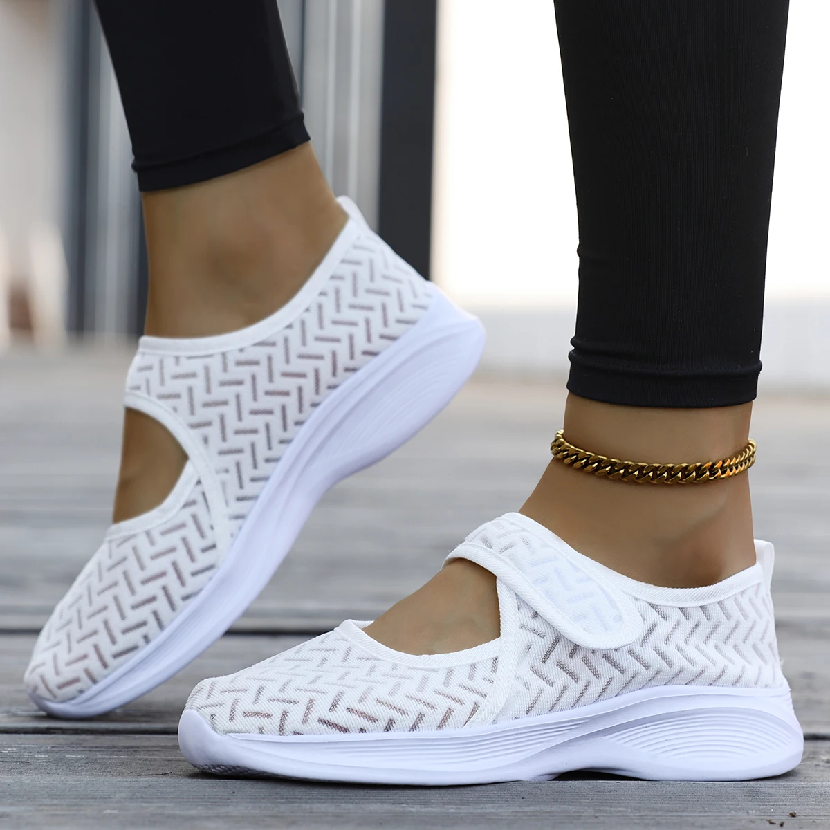 Sommerliche Damenschuhe, atmungsaktive Freizeitschuhe, Slip-On-Mesh-Schuhe, flache Schuhe, lockere und leichte Arbeitsschuhe, verstellbare Outdoor-Wanderschuhe, flache Schuhe, Mesh-Schuhe, große, atmungsaktive Reiseschuhe mit hohem Netzgewebe, die zu jeder Jahreszeit getragen werden können. – Detail 3