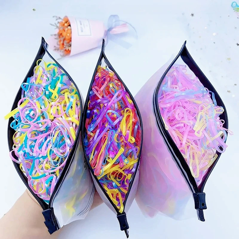 500pcs Disposable Hair Ties, Unbreakable Even When Pulled Hard, Boxed Small Hair Bands That Do Not Damage Hair image 4
