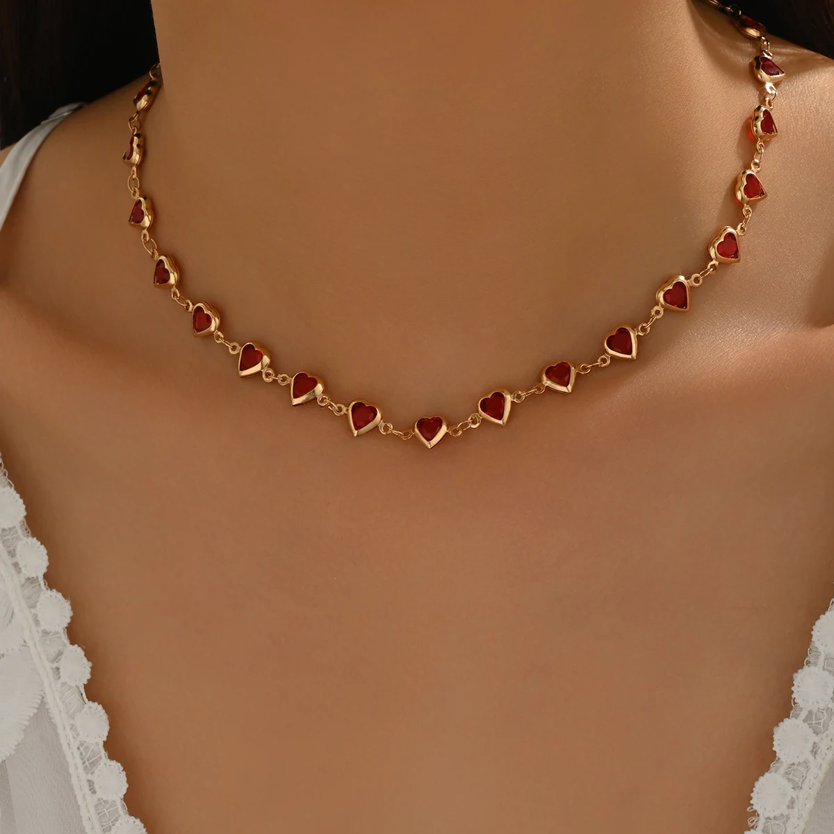 Vintage Minimalist Enamel Heart Chain Choker Allover Mini Heart Bead Necklace Adjustable Dainty Women Holiday Daily Wear Jewelry