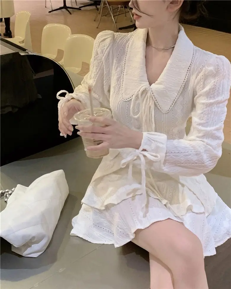 Haut de chemise en dentelle à revers jacquard doux