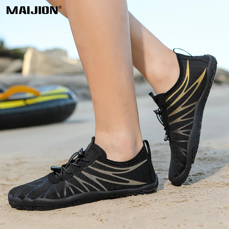 

Light Quick Dry Women Aqua Shoes Men's Breathable Water Shoes Non-slip Unisex Wading Shoes for Outdoor Surfing Hiking Fishing