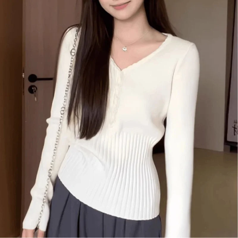 

Apricot V Neck Long Sleeve Sweater Womens Autumn Winter New Slim Fit Cropped Inner Wear Solid Color Minimalist Versatile Top