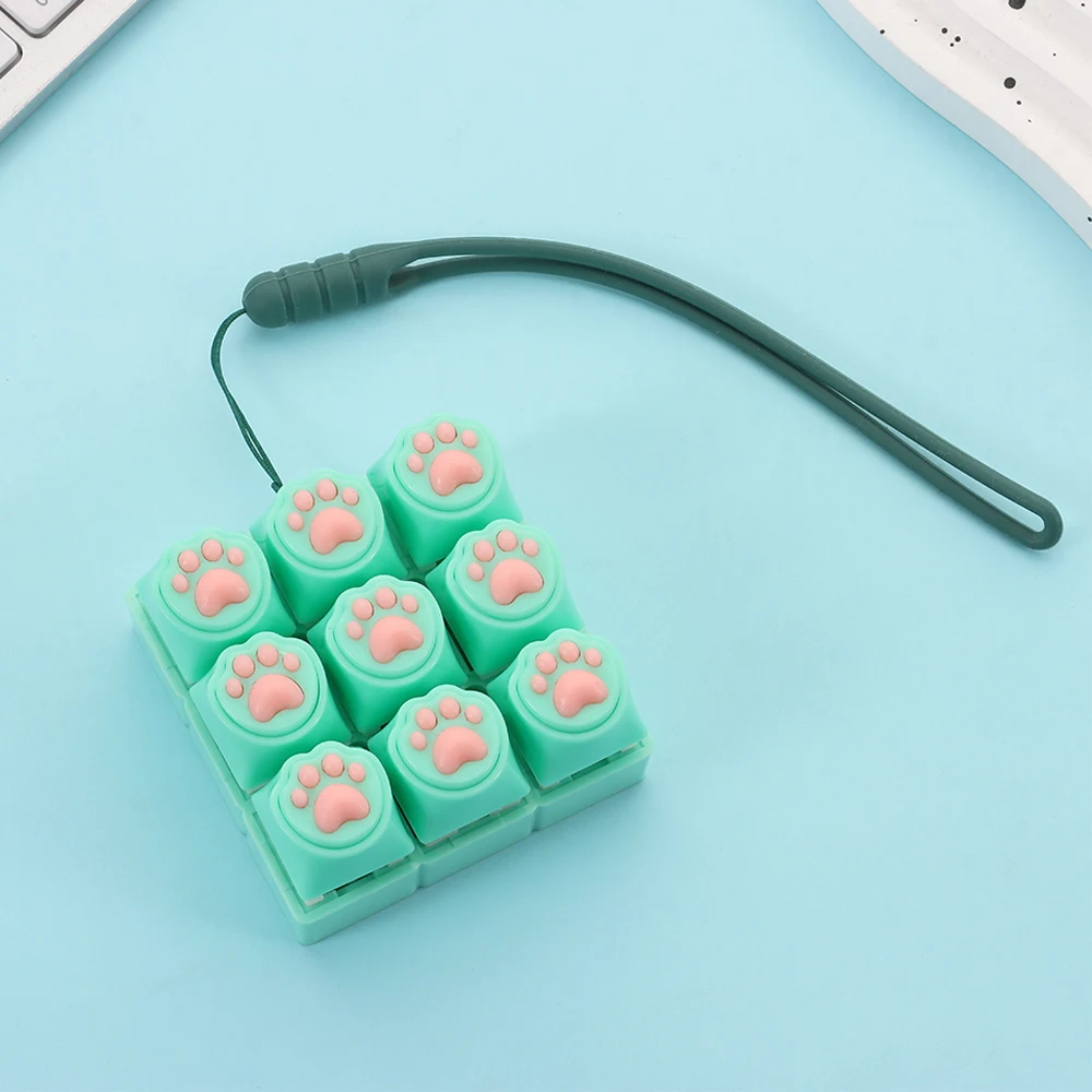 Cat's Paw Shape Fidget Keychain DIY Keyboard Keys Button Keyboard Clicker 9Keys Keycap Finger Keyboard Cap Keyboard Enthusiasts