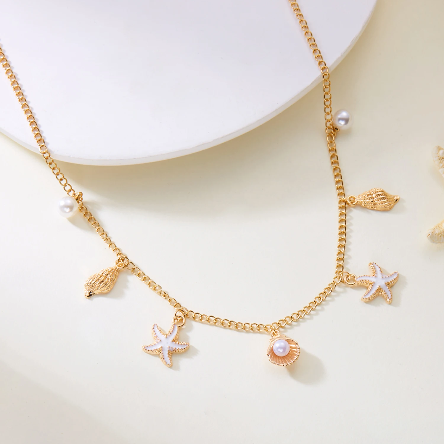 Modische Goldfarbene Anhängerkette mit Seestern, Muschel und Schildkröte für Damen, Handgefertigte Muschelketten-Halskette, Sommer-Strandparty-Schmuck – Detail 17