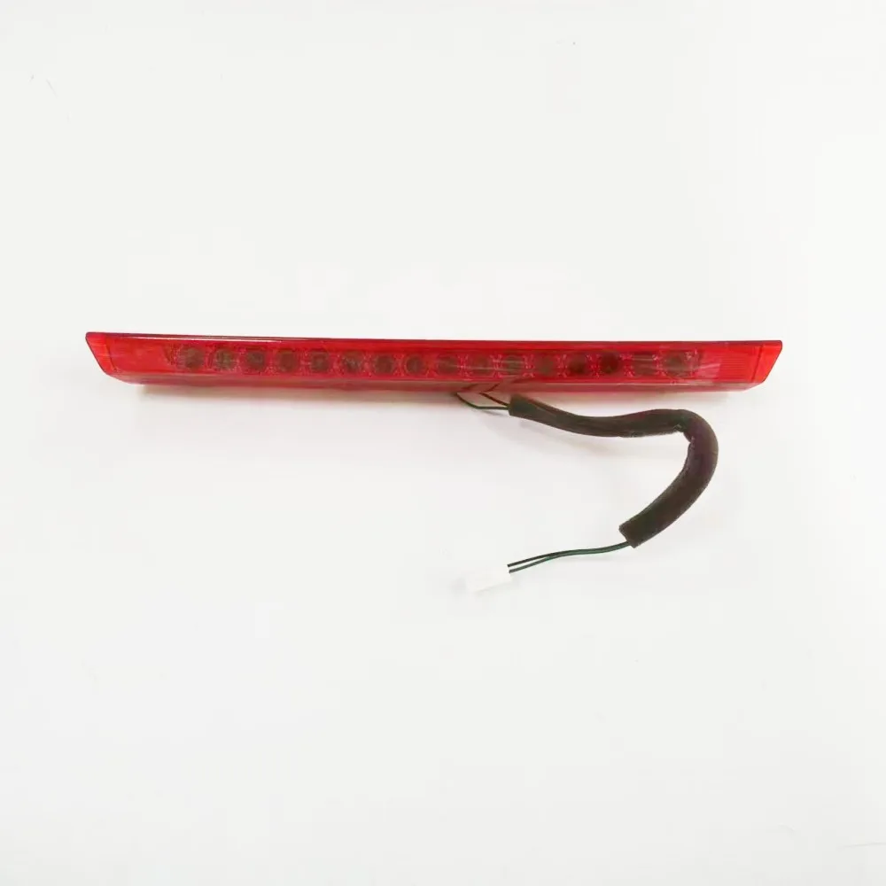 For Hyundai Santa Fe 2007-2012 927002B000 Hmsl Tail Lights High Mount 3rd Brake Stop Lamp   92700-2B000