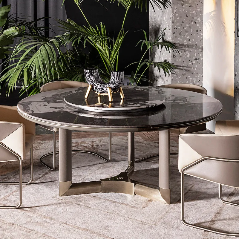 Mesa de jantar redonda em mármore